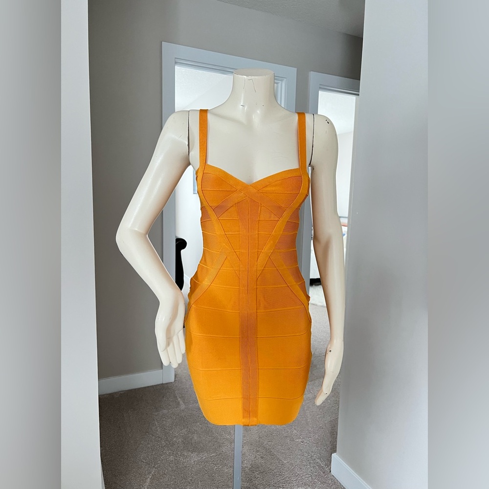 Custom-Made Orange Bodycon Dress – Size S - Picture 2 of 8